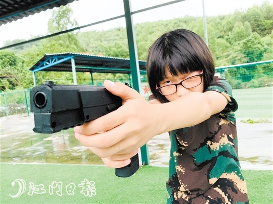 作為江門戰(zhàn)隊唯一的女將，李紫涵在“十天集訓(xùn)營”中表現(xiàn)出色。