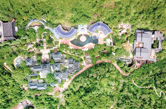 古兜溫泉小鎮(zhèn)是國家AAAA級旅游景區(qū)。