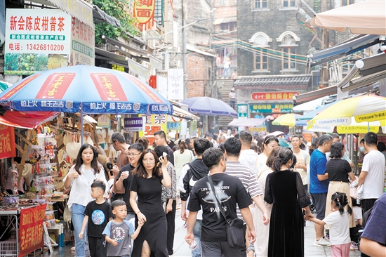 長堤歷史文化街區(qū)人氣旺。