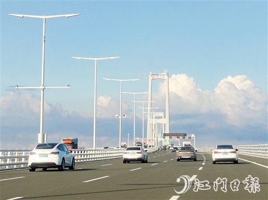 深中通道縮短了深圳與江海之間的物理距離，也拉近了兩地市民的心理聯(lián)系。