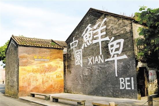 農(nóng)房風(fēng)貌品質(zhì)提升行動(dòng)為霄南村營造了特色鄉(xiāng)村文化空間。