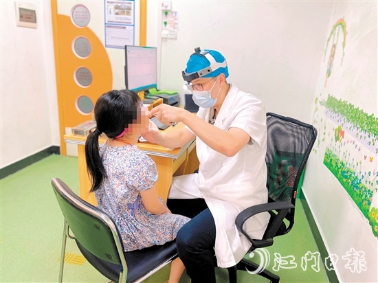 暑假期間，因扁桃體問題就診的患者增多。