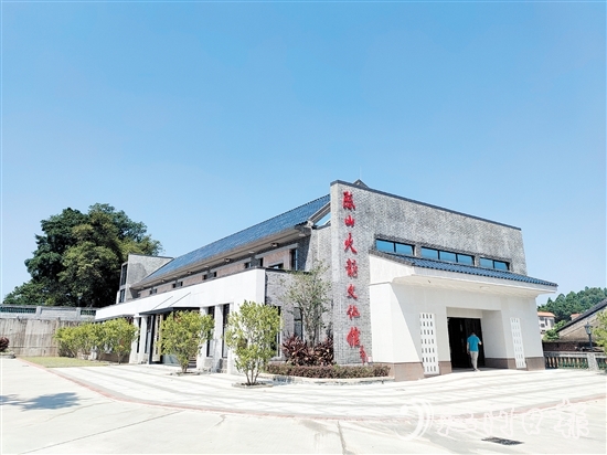 陳山村深入挖掘獨(dú)有文化資源，加快打造鐵夫故里品牌。圖為陳山火龍文化館。