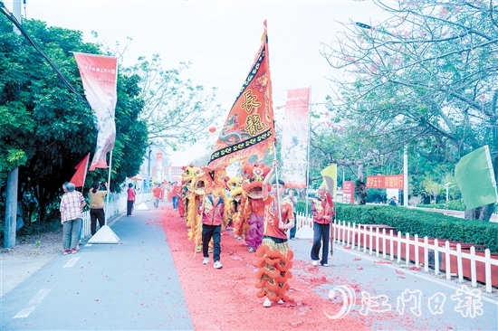 慶典活動(dòng)當(dāng)天舉行了巡游活動(dòng)，向大家展示煥然一新的五十圩。