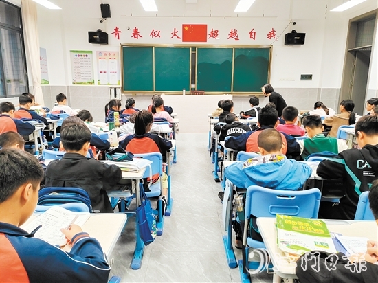 大槐鎮(zhèn)打造“晚托學堂”，為企業(yè)員工分憂。