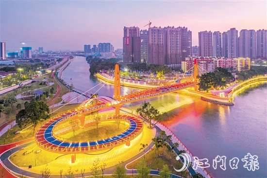 蝶變后的下沙公園，讓周圍的住戶們享受到家門口的“小確幸”，吸引了許多健身愛好者。