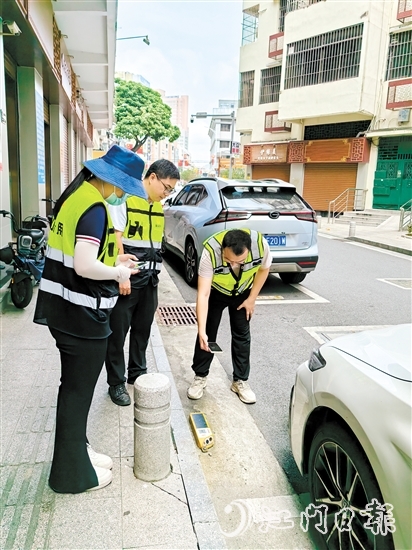 今年，公用集團(tuán)順利完成智慧停車項目（第四期）約1200個停車位建設(shè)。