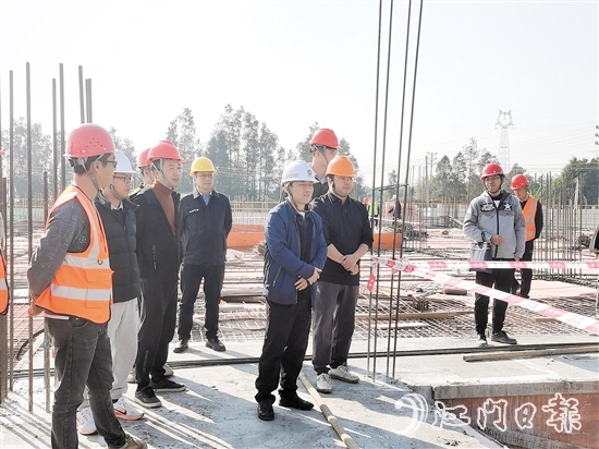 新會(huì)區(qū)安委辦派出幫扶督導(dǎo)組，對(duì)睦洲鎮(zhèn)在建工程開展隱患排查。