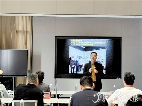 網(wǎng)絡營銷實戰(zhàn)專家石建鵬助力江門企業(yè)家打造好個人IP。