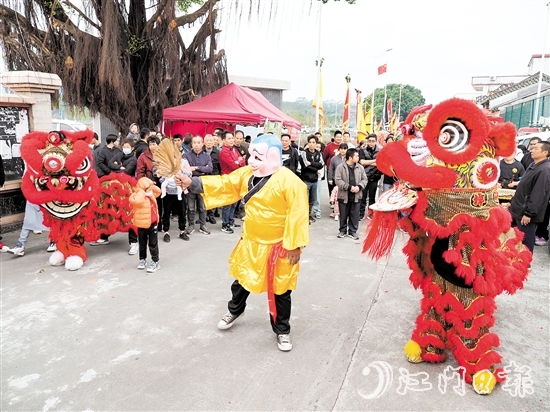 人們齊聚樟樹(shù)下村，現(xiàn)場(chǎng)感受非遺民俗活動(dòng)魅力。