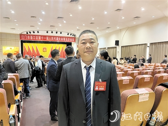 蓬江區(qū)人大代表、環(huán)市街道群星經(jīng)聯(lián)社黨支部書記、經(jīng)聯(lián)社社長謝枝華