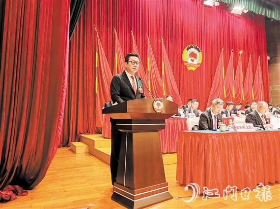 新會(huì)區(qū)政協(xié)香港聯(lián)絡(luò)組代表利承武。
