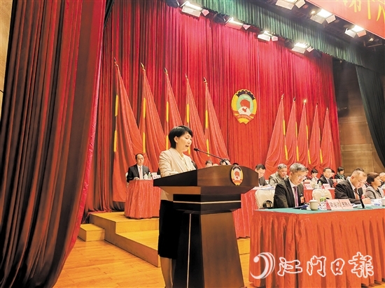 致公黨新會(huì)區(qū)總支部委員會(huì)代表盧少芳。