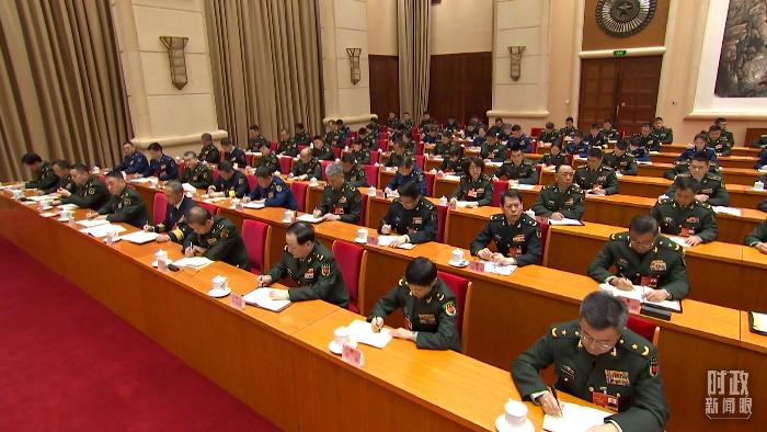 △2025年3月7日，解放軍和武警部隊代表團全體會議現(xiàn)場。