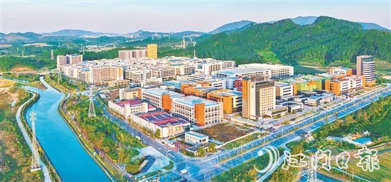 鳥瞰新會(huì)智造產(chǎn)業(yè)園大澤園區(qū)。