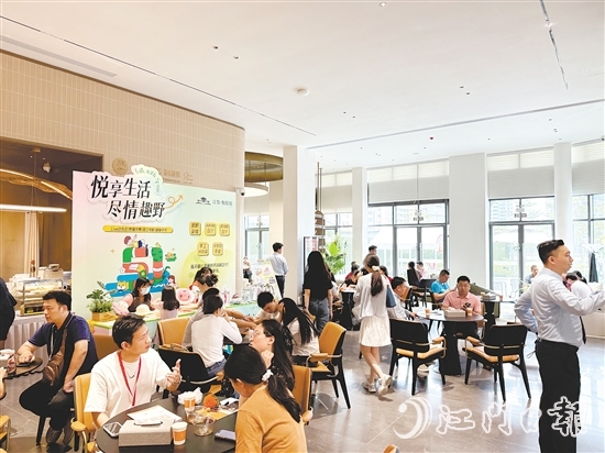 “五一”假期江海區(qū)房地產(chǎn)市場(chǎng)人氣火爆。圖為江發(fā)悅璟苑項(xiàng)目。