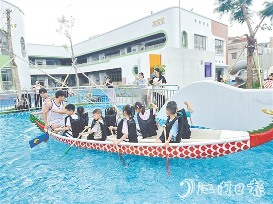 江海區(qū)各級黨群服務(wù)中心常態(tài)化開展龍舟體驗活動。