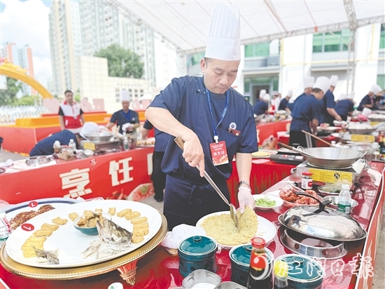 賽事邀請(qǐng)來自香港、澳門、順德、臺(tái)山的12支隊(duì)伍參加，四地廚師共同開啟一場(chǎng)美味與匠心的盛宴。