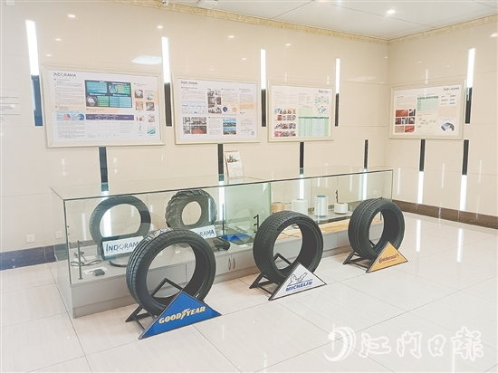 銀都拉瑪現(xiàn)為中國最大、世界規(guī)模第二的輪胎用聚酯浸膠簾子布制造商。