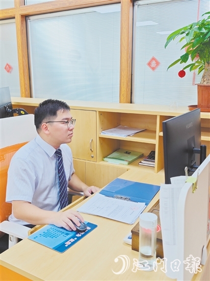 彭裕達(dá)是一位執(zhí)著的金融逐夢人。