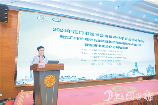 在醫(yī)院，徐慶東是患者的依靠。而在科研方面，他也取得了豐碩成果。