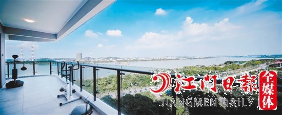 碧桂園濱江灣建筑面積約346平方米大平層。