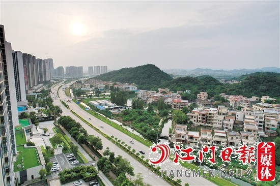濱江新區(qū)交通四通八達。