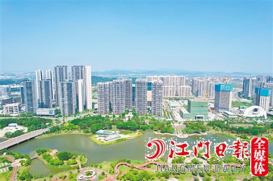 今年上半年我市房地產(chǎn)業(yè)呈高質(zhì)量發(fā)展態(tài)勢(shì)。