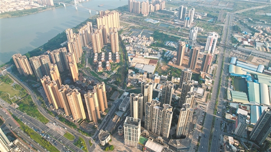 外海片區(qū)樓市或隨著江海站的開通迎來進(jìn)一步發(fā)展。