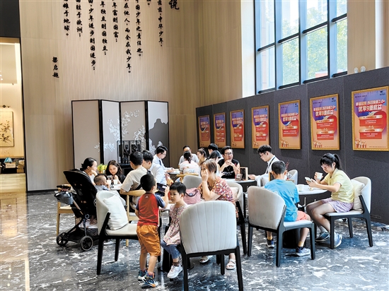 樓盤紛紛推出促銷活動，提前搶占市場。