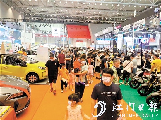 三天下來，車展現(xiàn)場人氣“爆棚”。