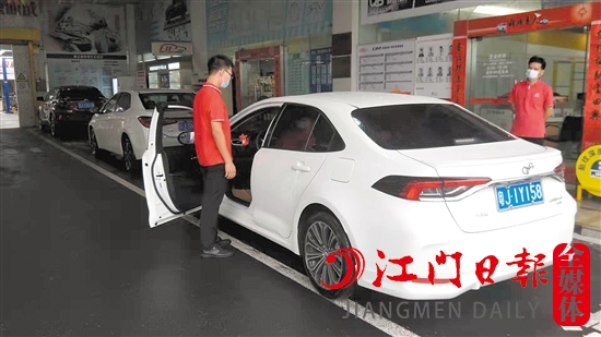 消費(fèi)者到4S店“體檢”愛車時(shí)最好提前預(yù)約。