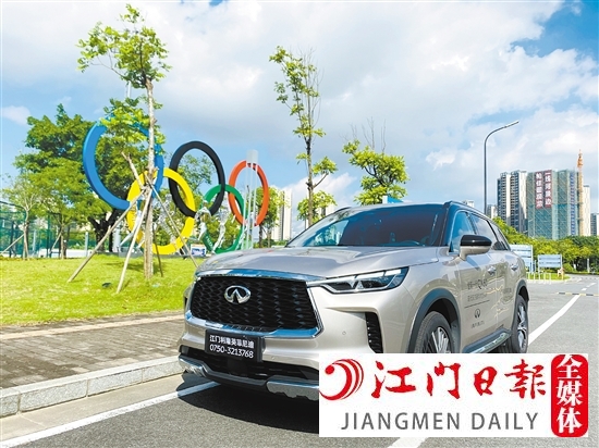 全新QX60外觀動感豪華。