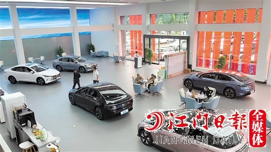 新車的漲價(jià)，讓二手新能源汽車“吃香”。
