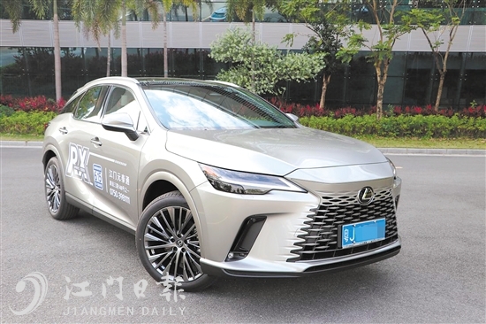 全新RX是第5代車型。