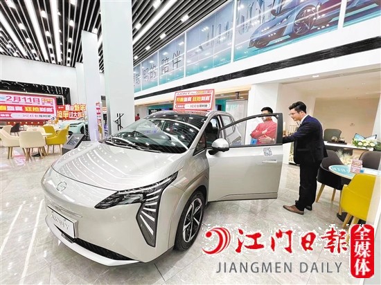 新能源汽車的降價，成功吸引部分消費者的目光。