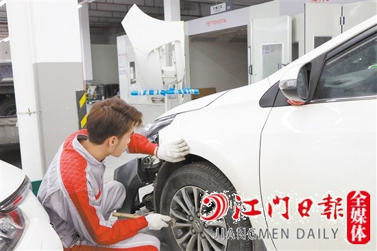 前來鈑金、噴漆的車輛不在少數(shù)。