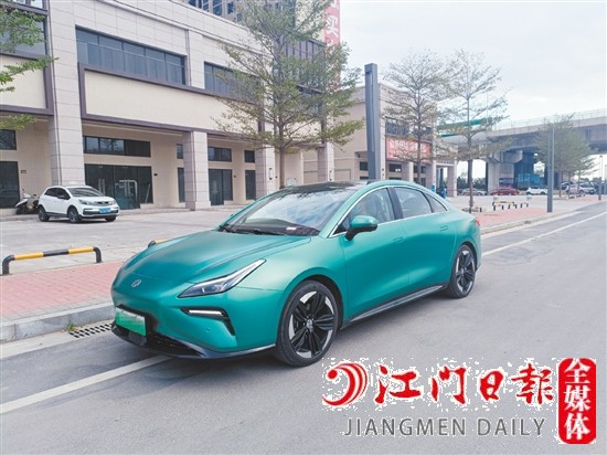 合創(chuàng)A06外觀時(shí)尚動(dòng)感。