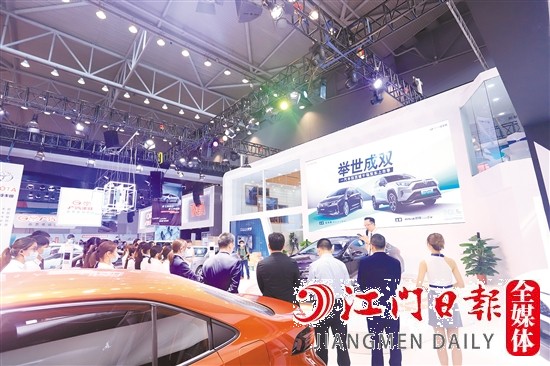 ?車展現(xiàn)場，汽車品牌企業(yè)將帶來科技盛宴。