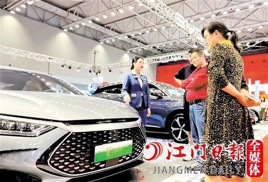 自主品牌汽車越來越受消費(fèi)者關(guān)注。