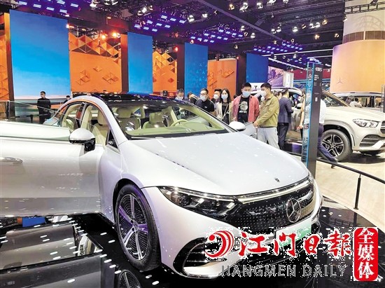 “零整比”高的豪車保費(fèi)備受關(guān)注。