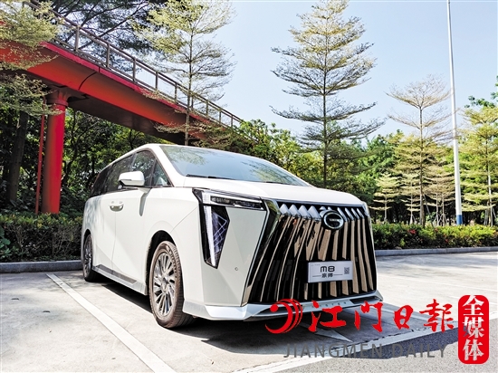 2023款M8宗師外觀很霸氣。